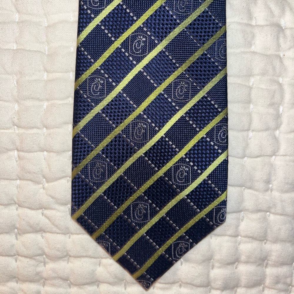 Chick-Fil-A Men's Necktie Stripes & Logo Pattern
